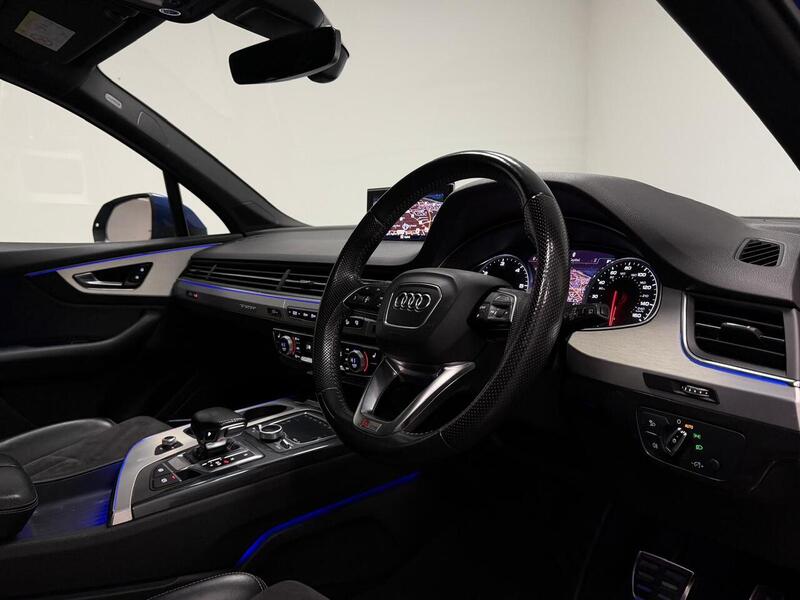 Audi Q7 TDI V6 S line - U400059477