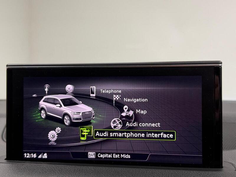 Audi Q7 TDI V6 S line - U400059477