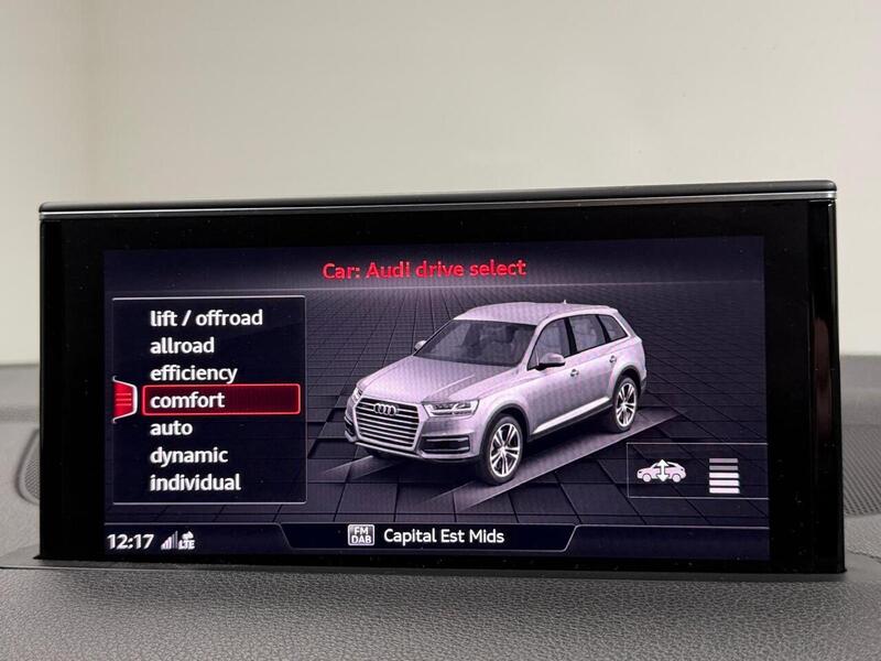 Audi Q7 TDI V6 S line - U400059477