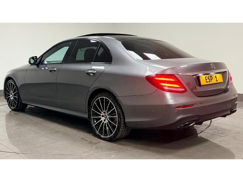 Mercedes-Benz E Class E220d AMG Line Night Edition - U400059482