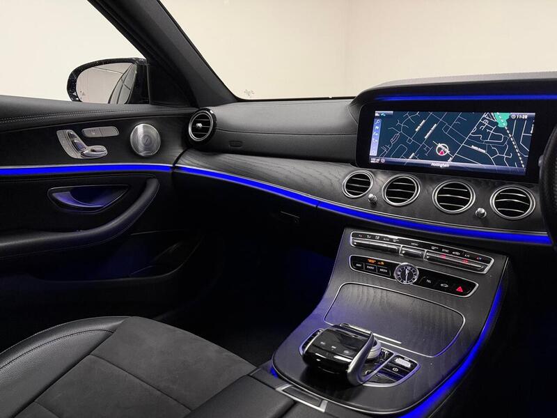 Mercedes-Benz E Class E220d AMG Line Night Edition - U400059482