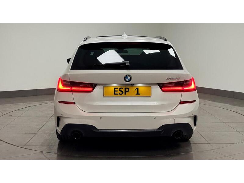 BMW 3 Series 320d M Sport - U400059484