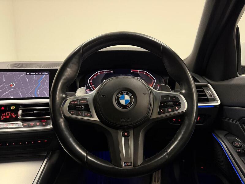 BMW 3 Series 320d M Sport - U400059484
