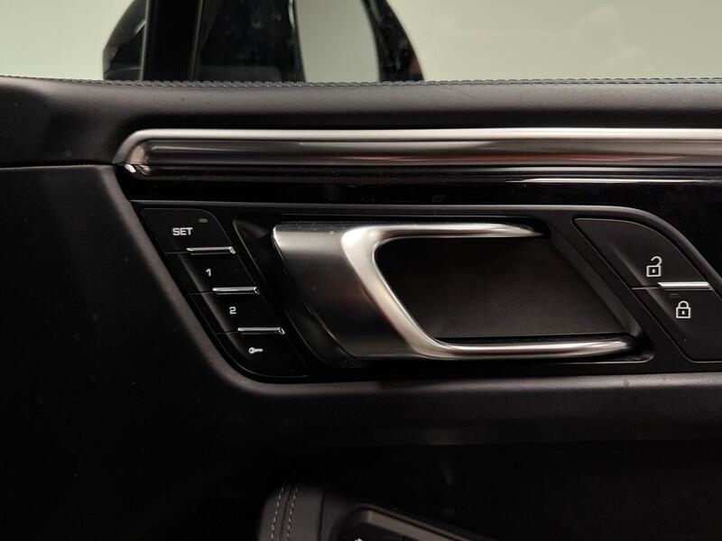 Porsche Macan T V6 S - U400059490