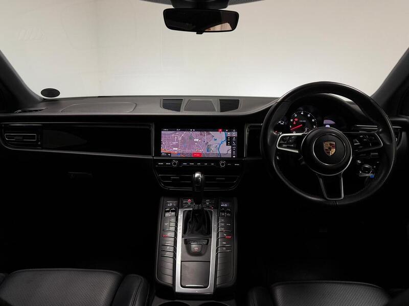 Porsche Macan T V6 S - U400059490