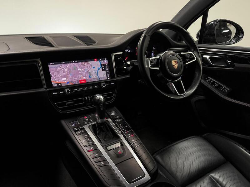 Porsche Macan T V6 S - U400059490