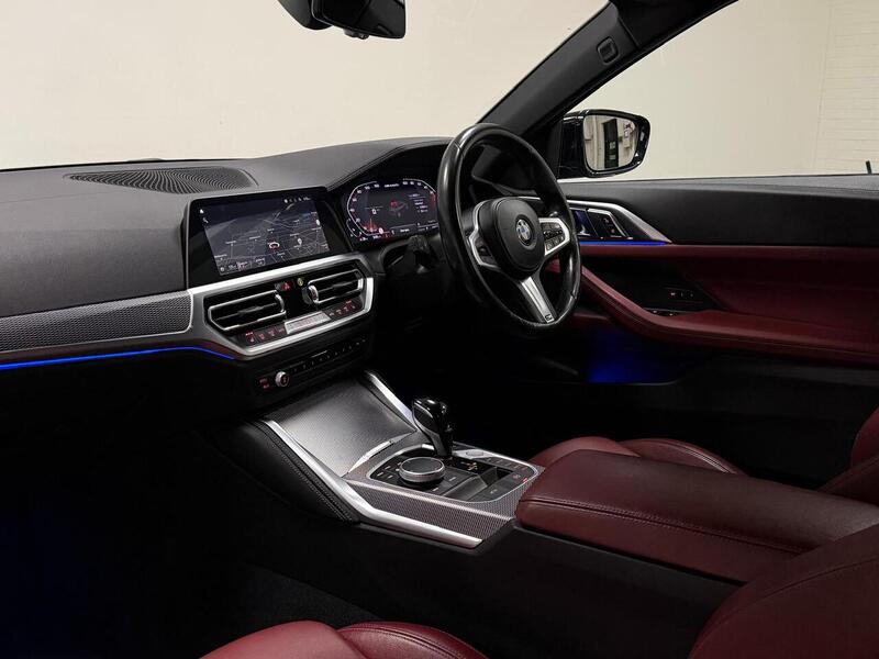 BMW 4 Series M440i MHT - U400059495