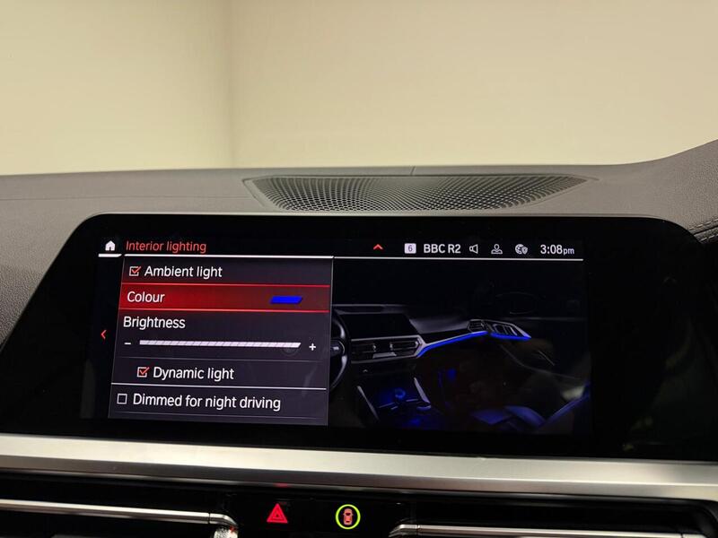 BMW 4 Series M440i MHT - U400059495
