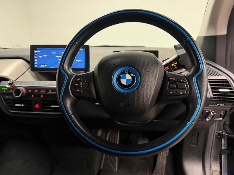 BMW i3  - U400059498