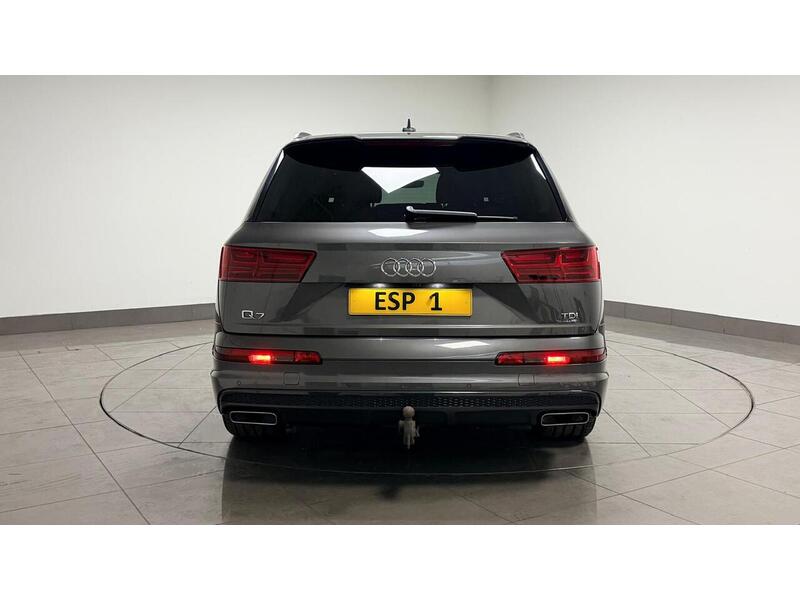 Audi Q7 TDI V6 Black Edition - U400059499