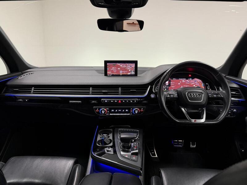 Audi Q7 TDI V6 Black Edition - U400059499