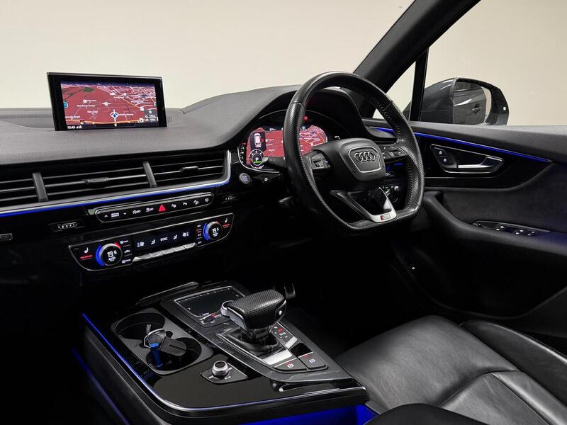 Audi Q7 TDI V6 Black Edition - U400059499