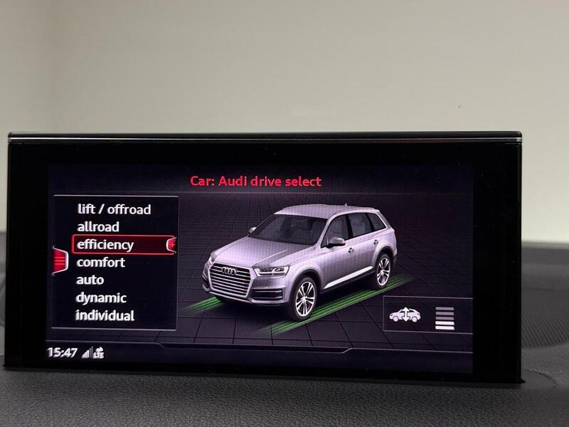 Audi Q7 TDI V6 Black Edition - U400059499