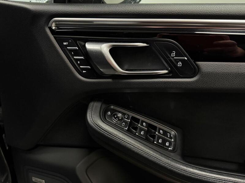 Porsche Macan T V6 S - U400059500