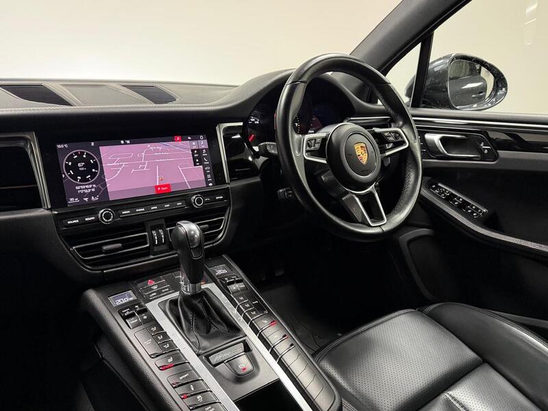 Porsche Macan T V6 S - U400059500