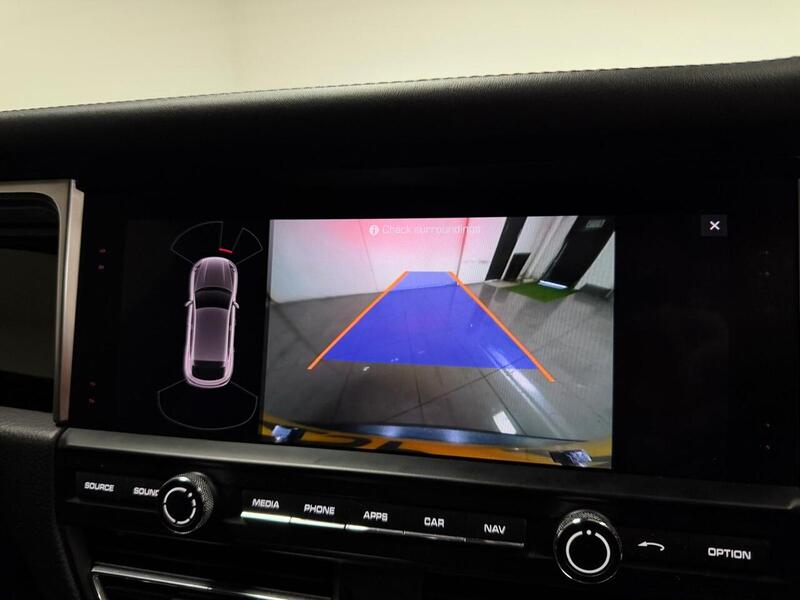 Porsche Macan T V6 S - U400059500