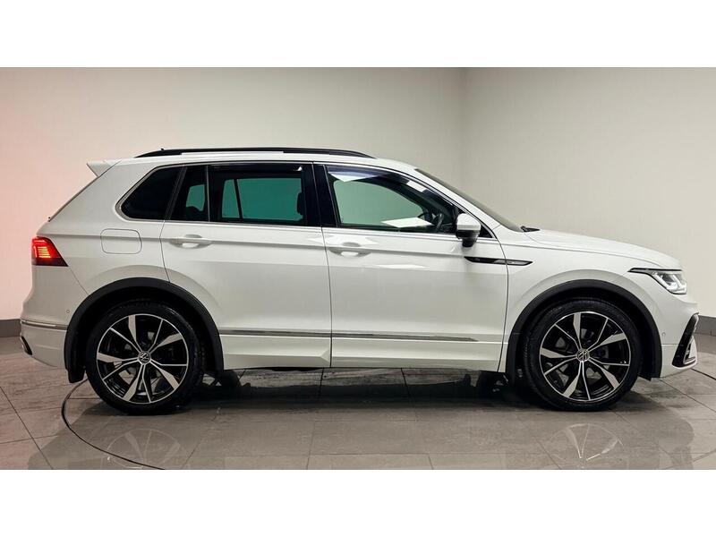 Volkswagen Tiguan TSI R-Line - U400059504