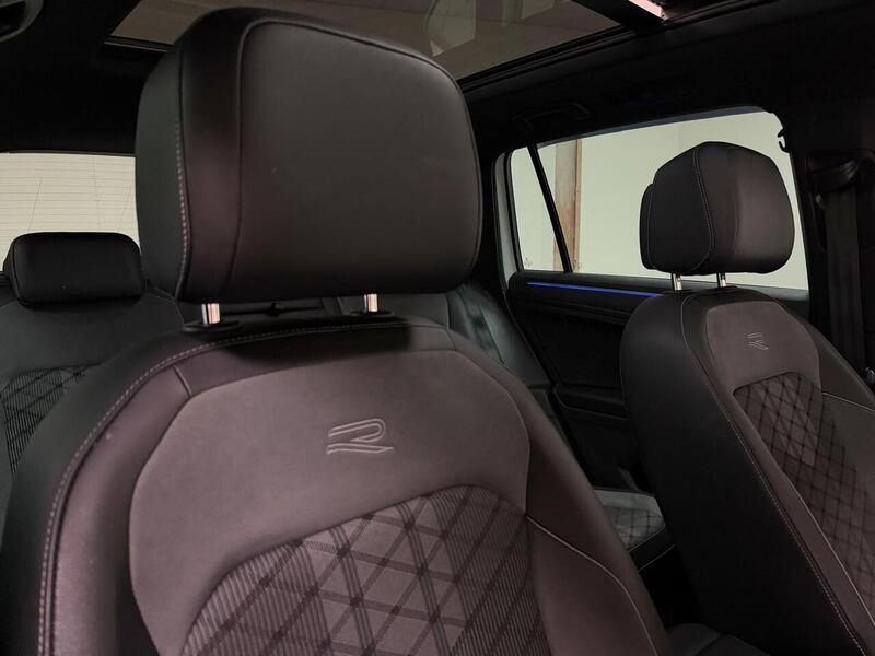 Volkswagen Tiguan TSI R-Line - U400059504