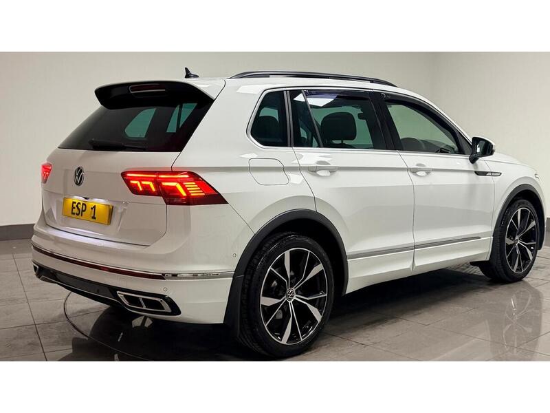 Volkswagen Tiguan TSI R-Line - U400059504