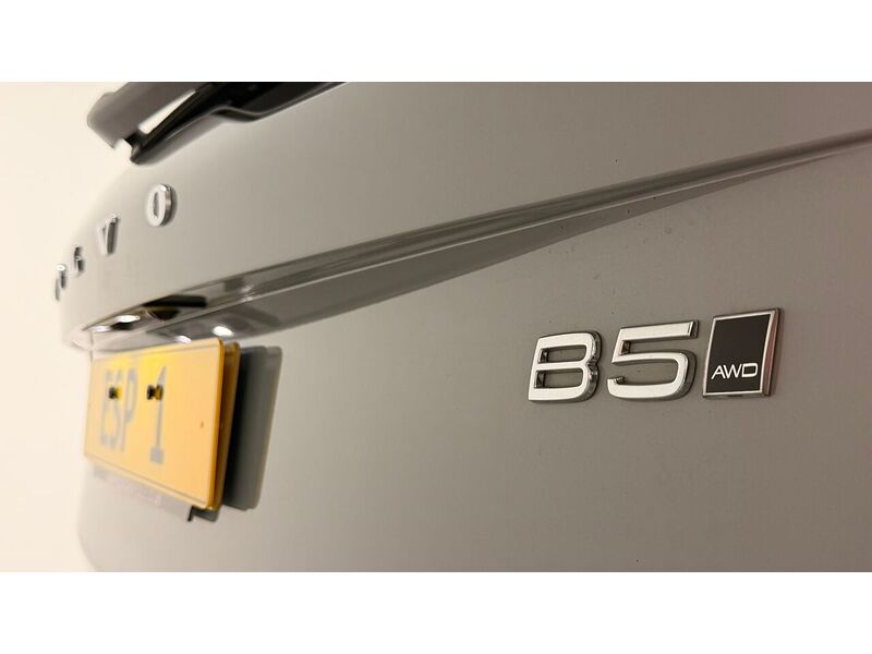 Volvo XC90 B5 MHEV Plus - U400059509