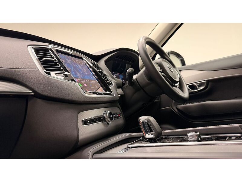 Volvo XC90 B5 MHEV Plus - U400059509