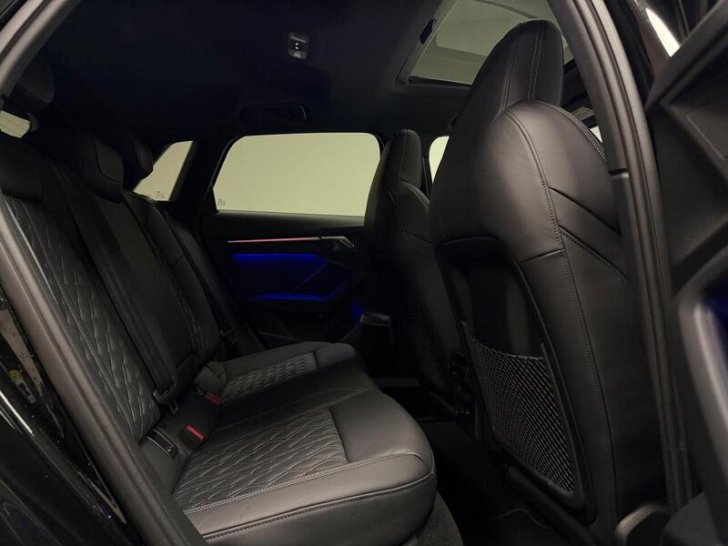 Audi S3 TFSI Black Edition - U400059518