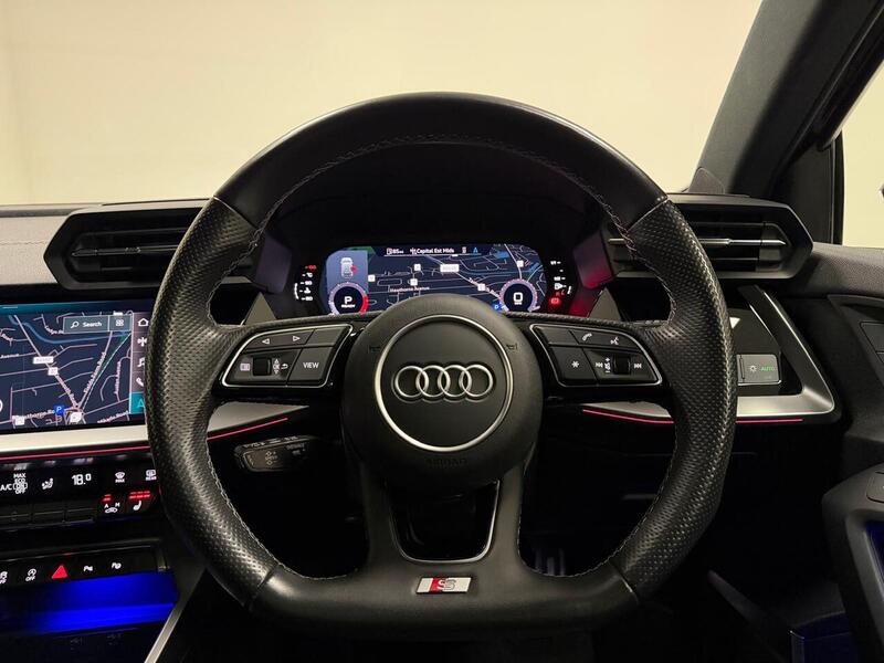 Audi S3 TFSI Black Edition - U400059518