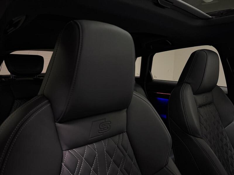 Audi S3 TFSI Black Edition - U400059518
