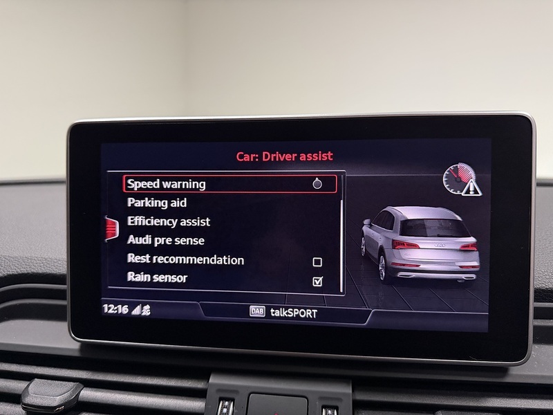 Audi Q5 TFSI Black Edition - U400059528
