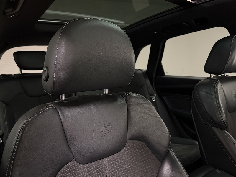 Audi Q5 TFSI Black Edition - U400059528