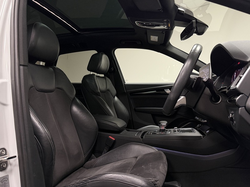 Audi Q5 TFSI Black Edition - U400059528