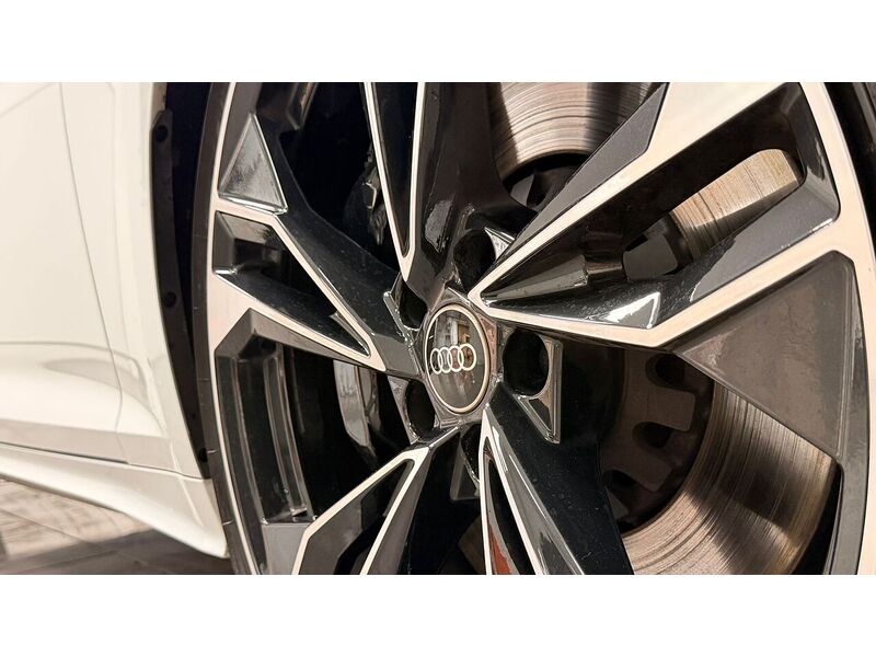 Audi S5 TDI V6 Black Edition - U400059536
