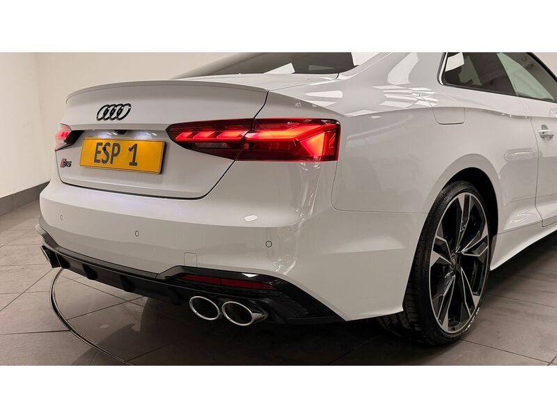 Audi S5 TDI V6 Black Edition - U400059536