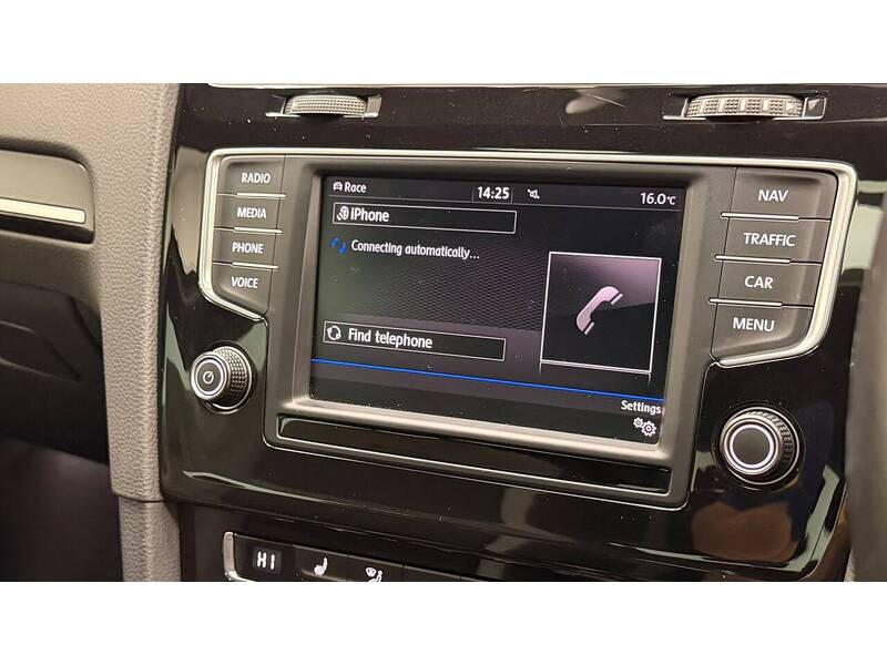 Volkswagen Golf TSI BlueMotion Tech R - U400059538
