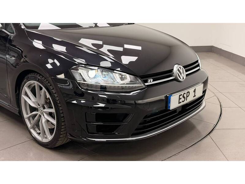 Volkswagen Golf TSI BlueMotion Tech R - U400059538