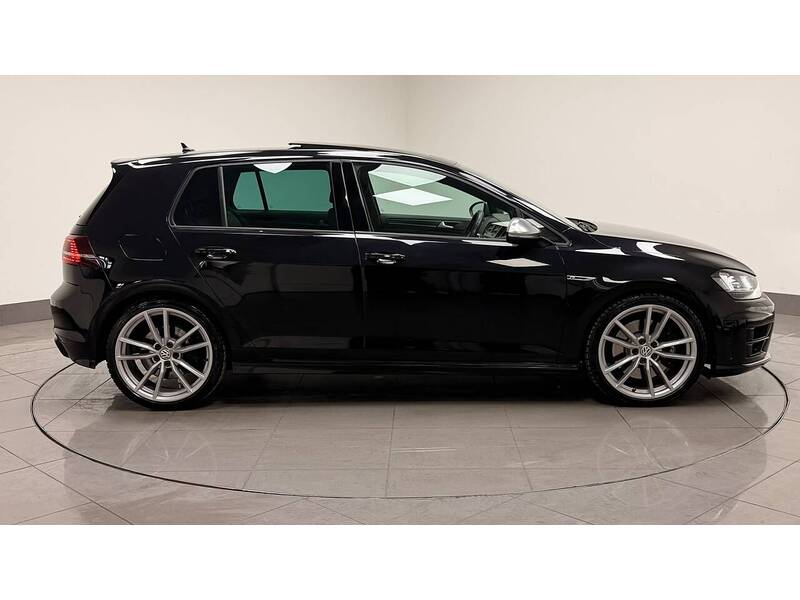 Volkswagen Golf TSI BlueMotion Tech R - U400059538