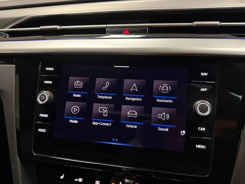 Volkswagen Arteon TSI R-Line - U400059541