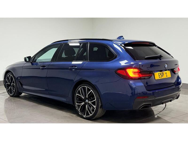 BMW 5 Series 530d MHT M Sport - U400059548