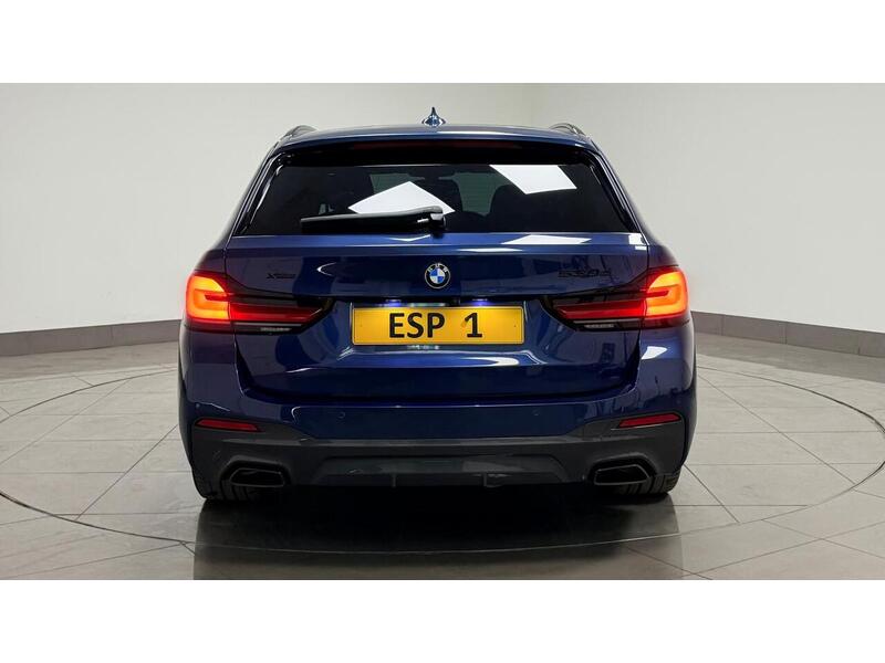 BMW 5 Series 530d MHT M Sport - U400059548