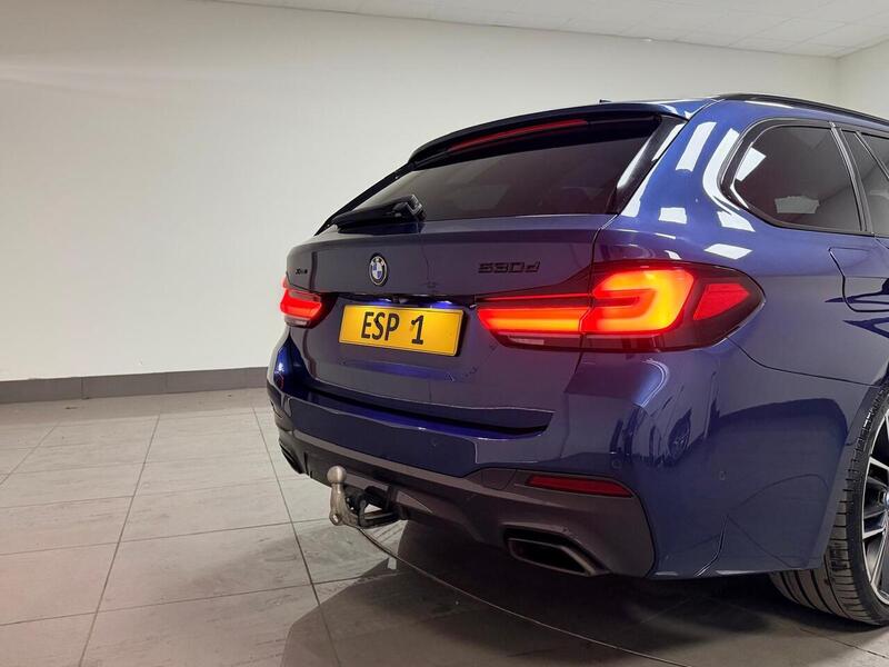 BMW 5 Series 530d MHT M Sport - U400059548