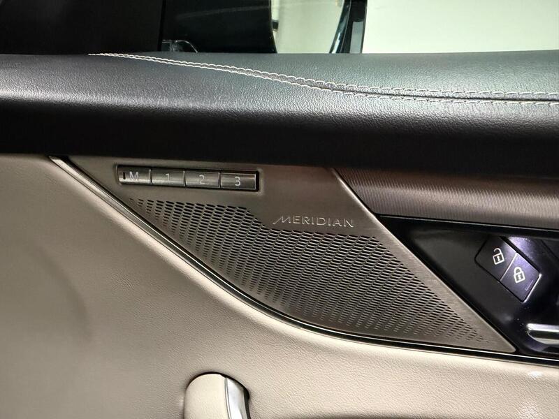 Jaguar F-PACE D200 MHEV R-Dynamic SE - U400059554