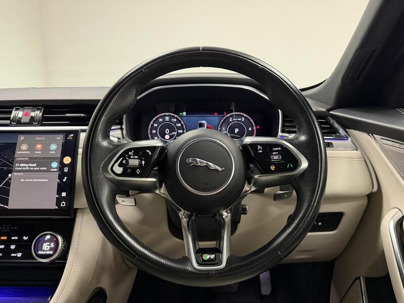 Jaguar F-PACE D200 MHEV R-Dynamic SE - U400059554