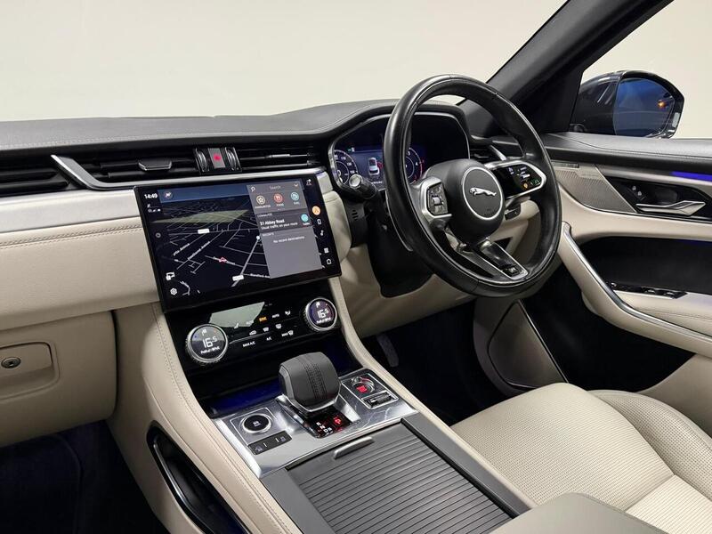 Jaguar F-PACE D200 MHEV R-Dynamic SE - U400059554
