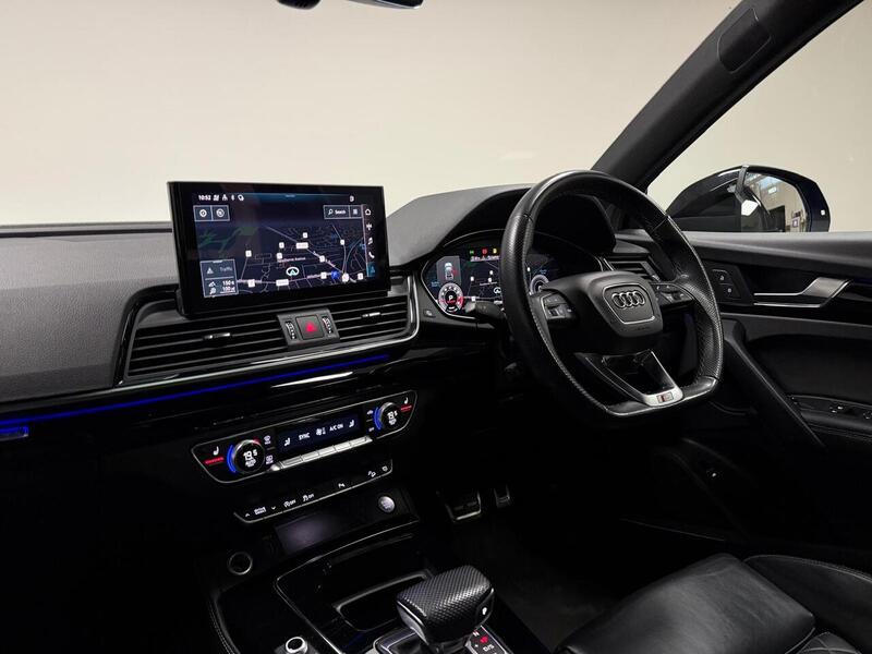 Audi Q5 TFSI Edition 1 - U400059557