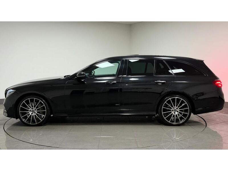 Mercedes-Benz E Class E400d AMG Line Night Edition - U400059565