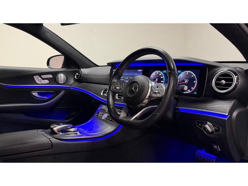 Mercedes-Benz E Class E400d AMG Line Night Edition - U400059565
