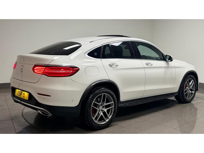 Mercedes-Benz GLC GLC220d AMG Line - U400059571