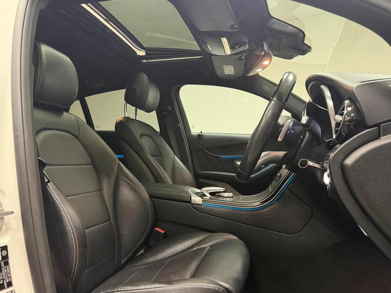 Mercedes-Benz GLC GLC220d AMG Line - U400059571
