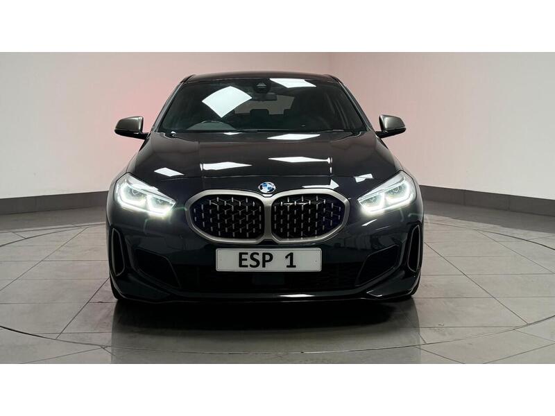 BMW 1 Series M135i - U400059575