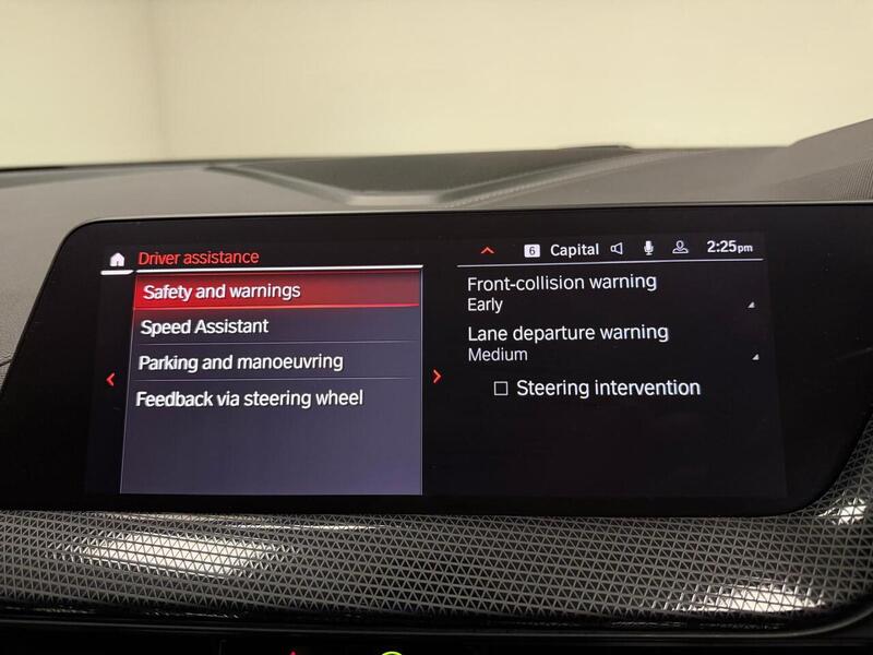 BMW 1 Series M135i - U400059575
